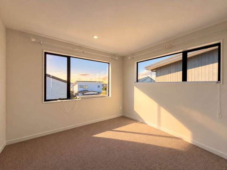 6 Alexander French Close Millwater_9