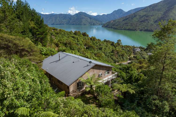 63 Tepuia Heights Havelock_31