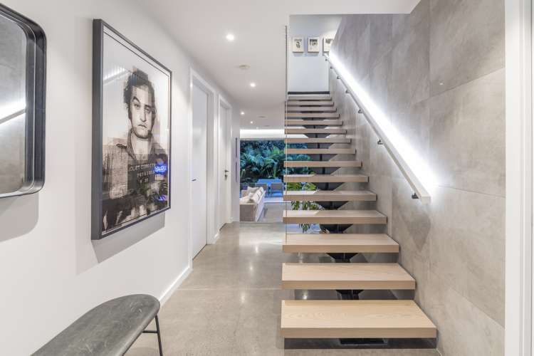 4b Finch Street Morningside_12