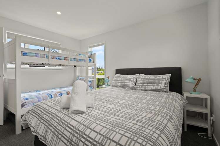 17 Bayside Drive Coopers Beach_17