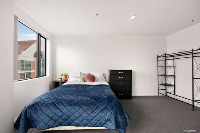 13D/33 Mount Street City Centre_2