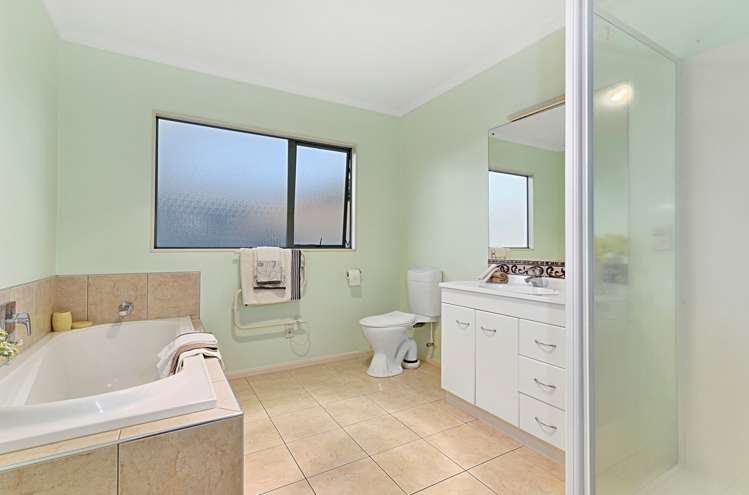 27 Clavoy Place East Tamaki_12