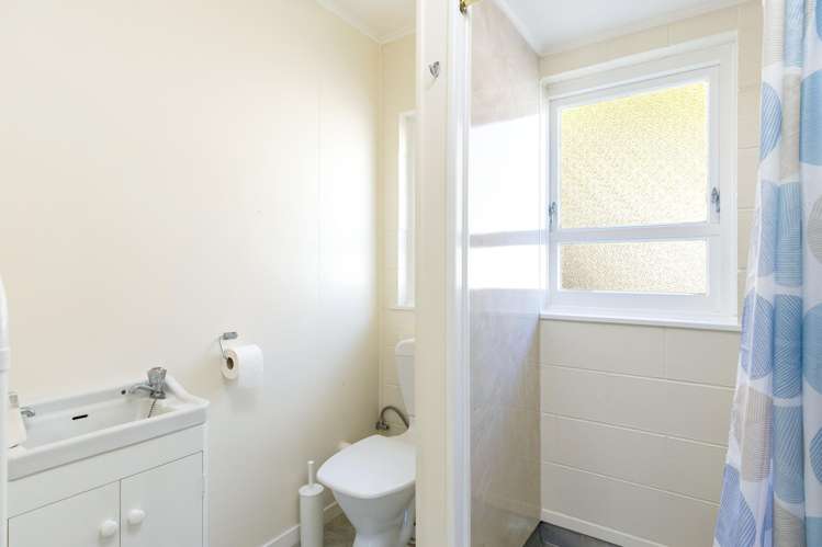 29 Seaview Crescent Picton_16