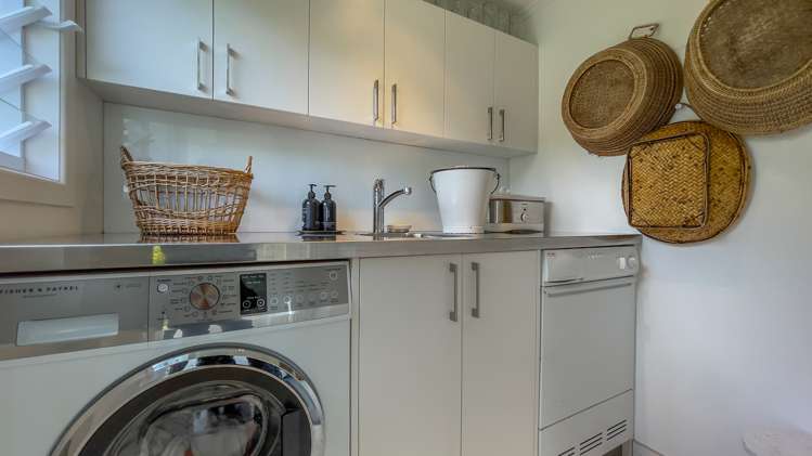 965a Miranda Road Miranda_17