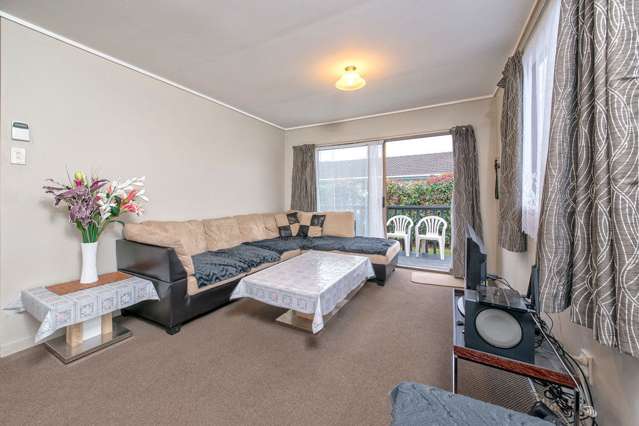 2/19 Martin Road Manurewa_4