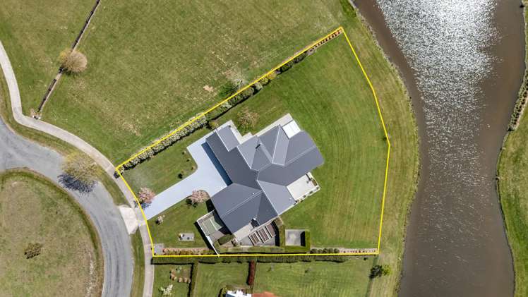 54 Mapleham Drive Pegasus_32
