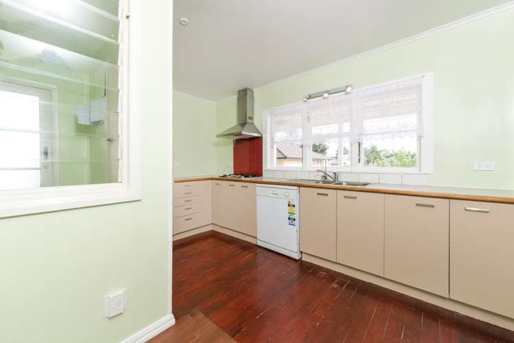 14 Kokiri Street Te Atatu South_17