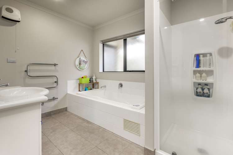 20 Henry Partington Place Greenhithe_10