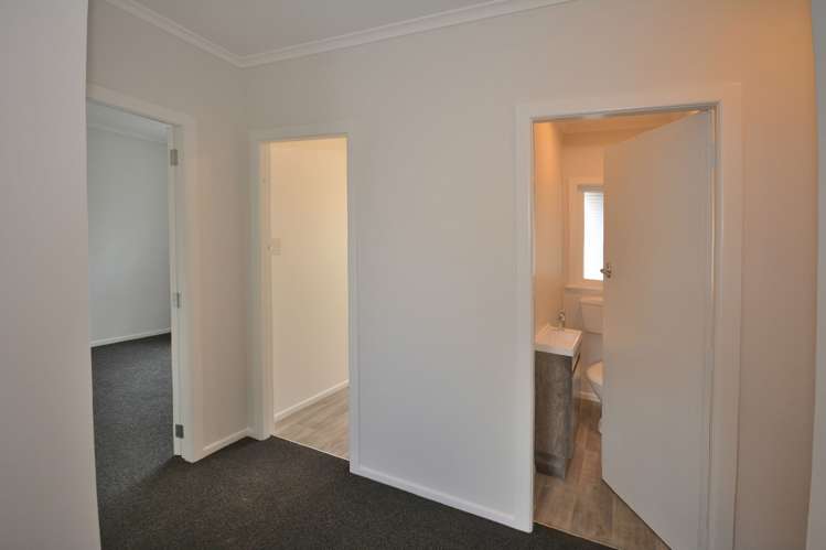 10 Alverstoke Road Parkvale_16