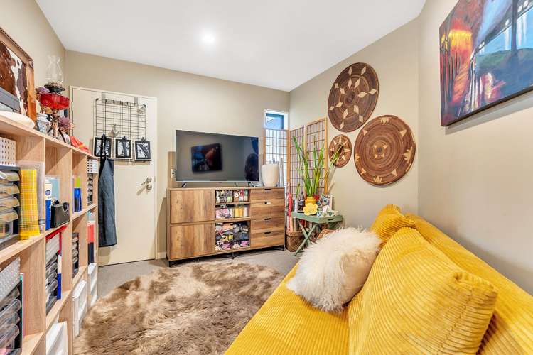 10 Ethereal Crescent Cromwell_13