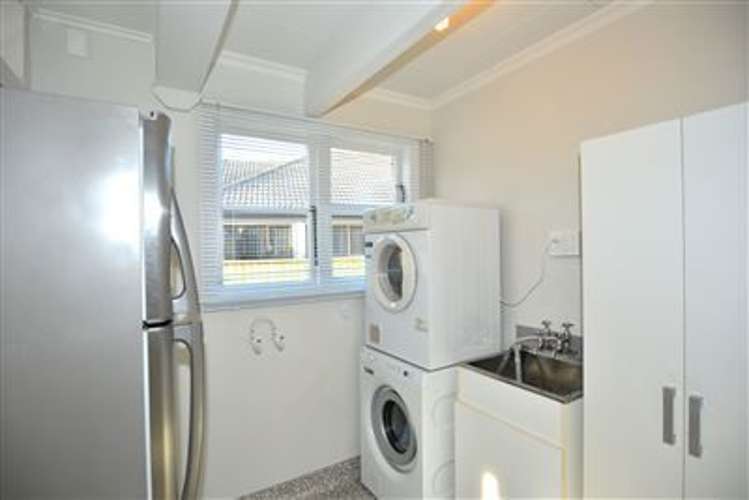 30 Pitcairn Crescent Bryndwr_10