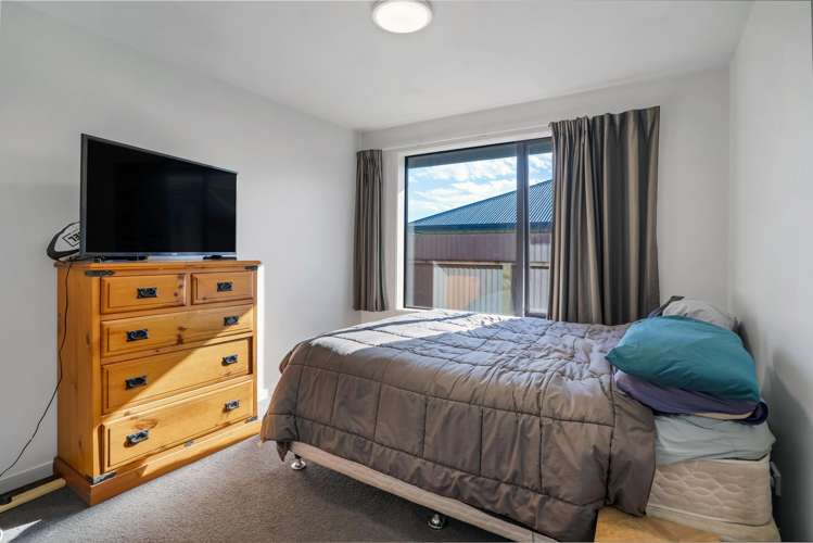 32 Welsh Road_4