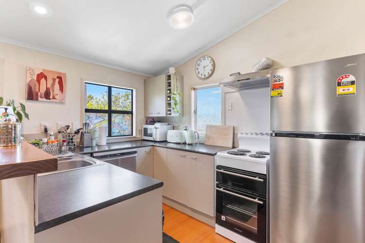 899 East Coast Road Torbay_9