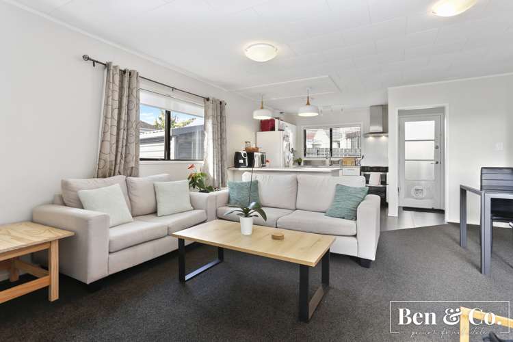 2/35 Jarman Road Mount Wellington_2