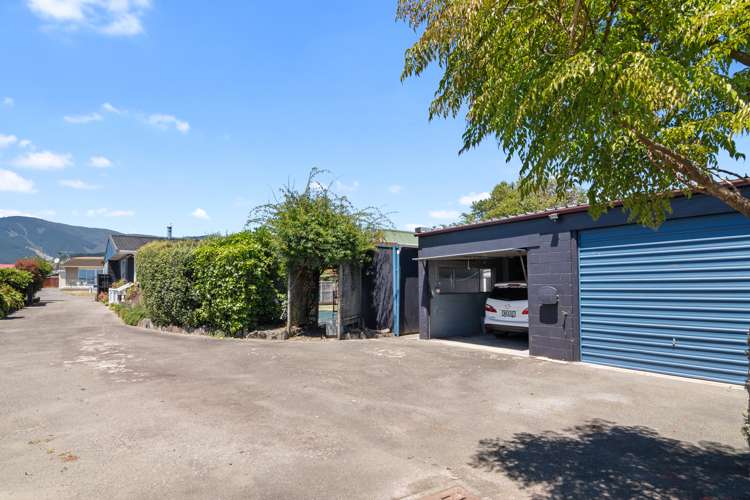 4 Balmoral Place Stoke_14