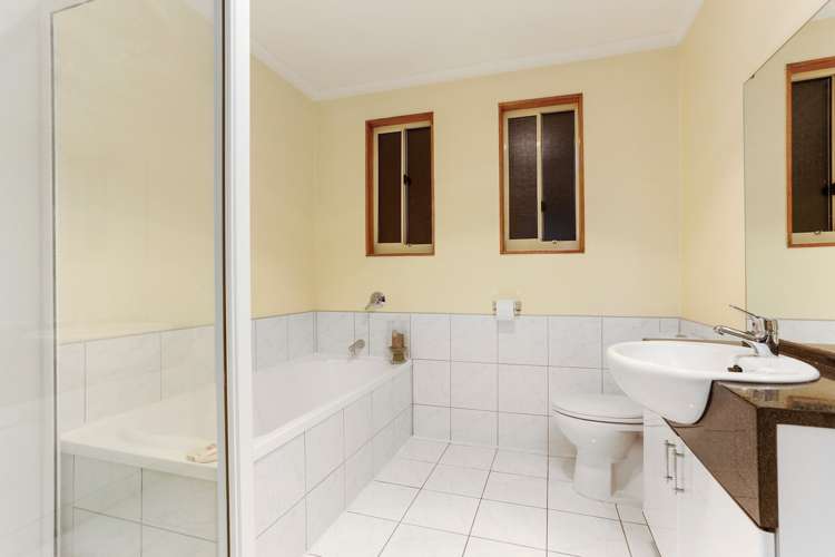 1/7 Wiriana Place Stanmore Bay_5