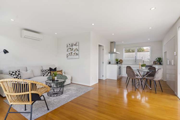 1/51 Uxbridge Road Mellons Bay_7