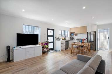 1A-1C Mount Albert Road_2