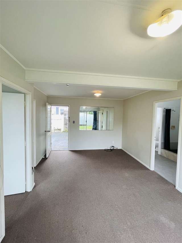 2/1 Marr Road Manurewa_2