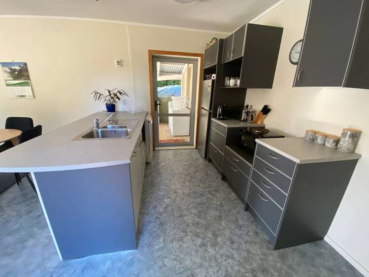 36 Cedar Park Road Tamahere_2