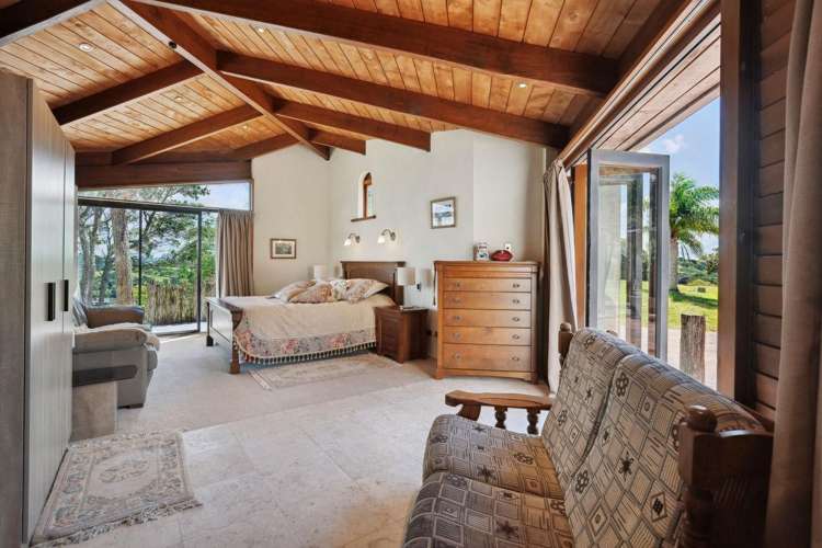 90 Cedar Terrace Stanmore Bay_18