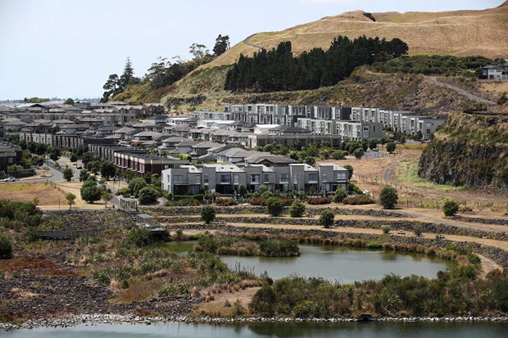 Digging the new neighbourhood of Stonefields