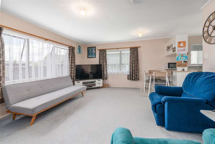 2/73 Tabitha Crescent Henderson_7