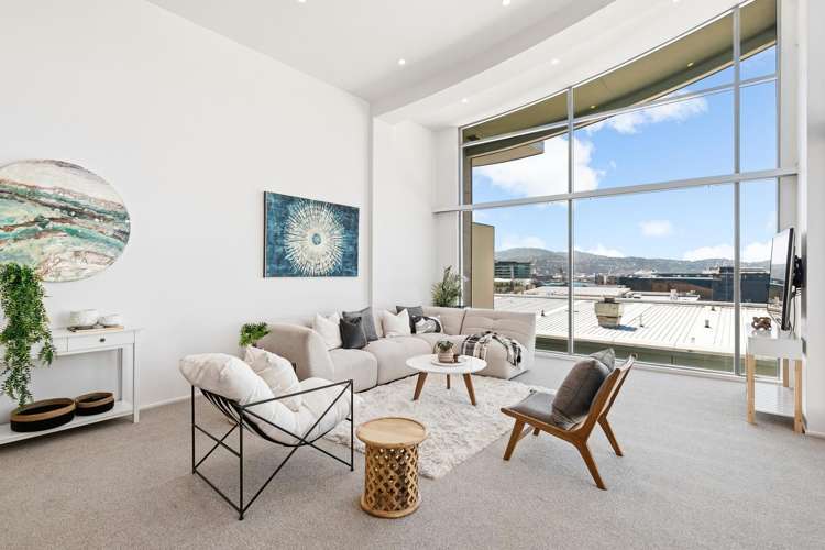 129/72 Tory Street_1