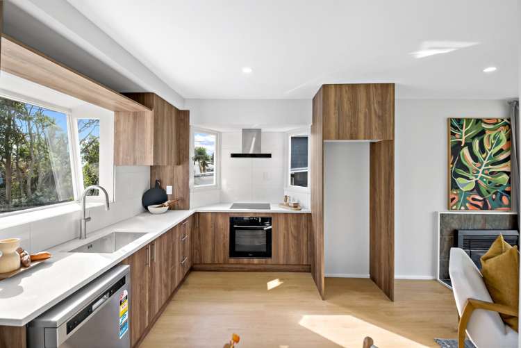 131 Rosier Road Glen Eden_12