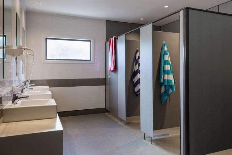 1334 Sandspit Road Sandspit_18