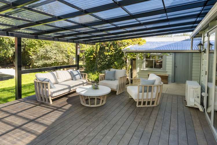 6 Laura Lane Brightwater_18