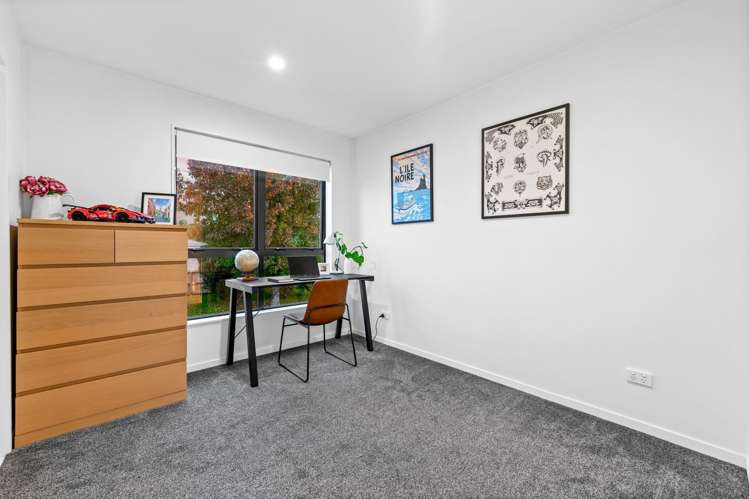 5/1A Royal View Road Te Atatu South_8