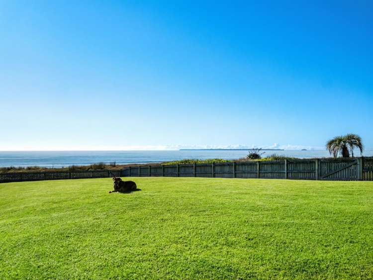 207 Papamoa Beach Road Papamoa_14