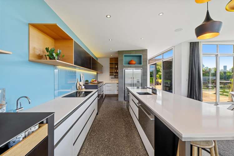 23-25 Black Road Otatara_4