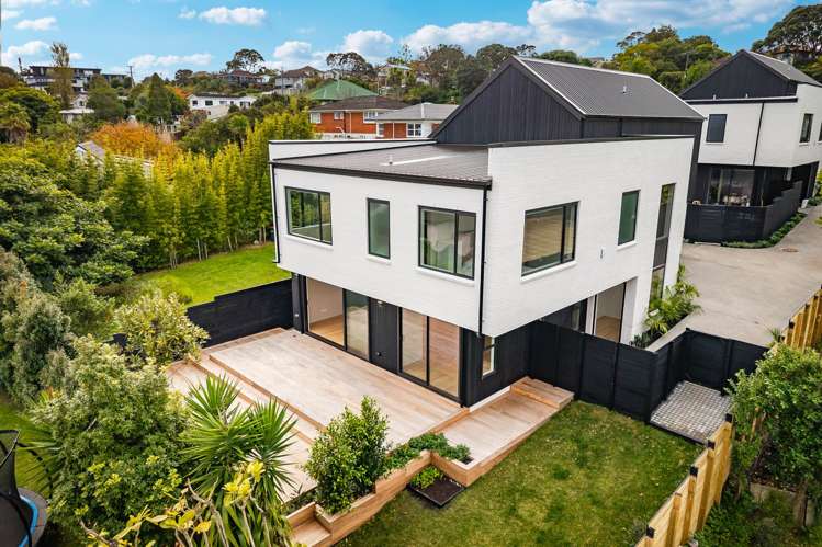 2/520 Beach Road Murrays Bay_26