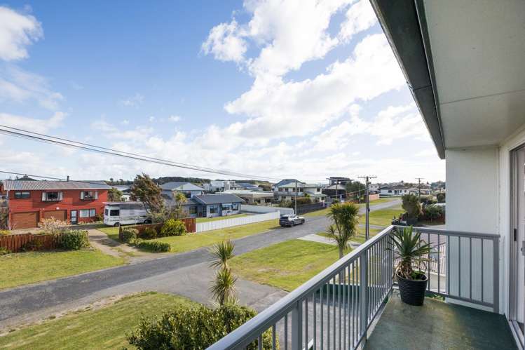 43 Shortt Street Foxton Beach_17