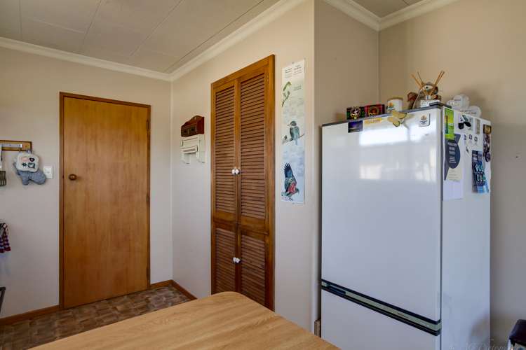 170 Pages Road Marchwiel_6