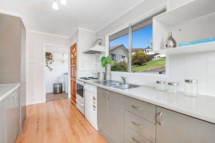 1/49a Manuka Road Bayview_7