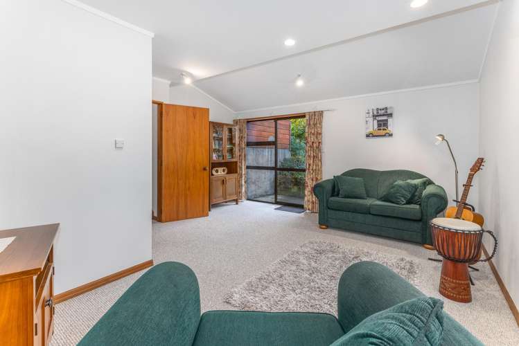 1 Stoneleigh Grove Paraparaumu_19