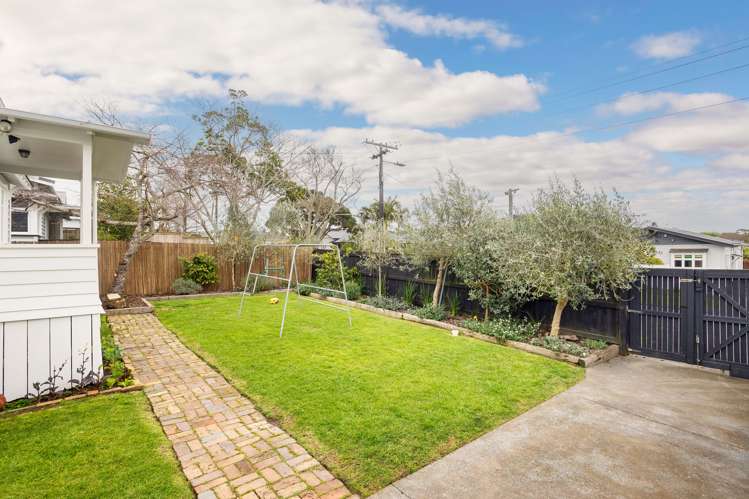 68 Fowlds Avenue Sandringham_27