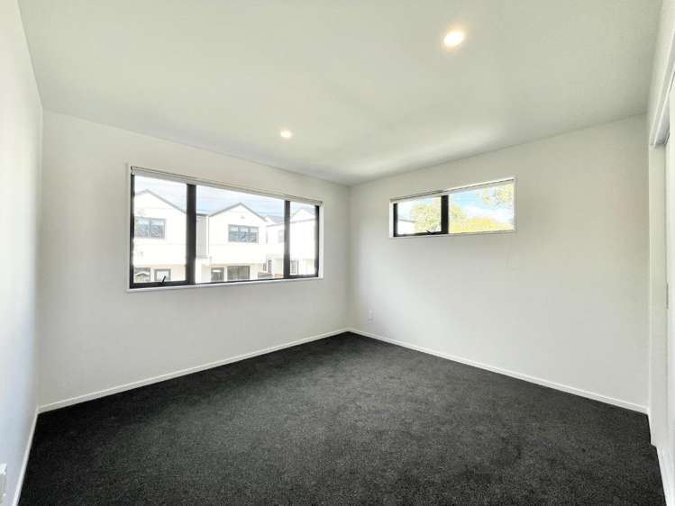 44A Sylvan Crescent 1802_5