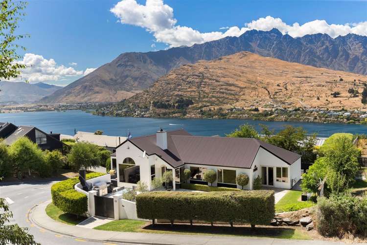 66 Hensman Road Queenstown_0