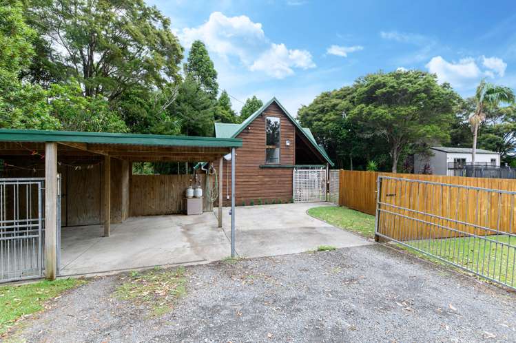 190 Glengarry Road Glen Eden_20