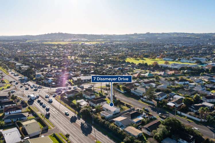 7 Dissmeyer Drive Clover Park_14