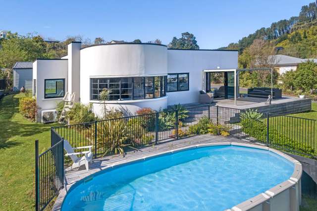 Elevated living with views and character