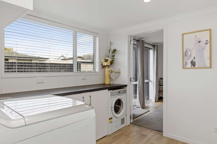 2/86 Hinemoa Avenue Taupo_18