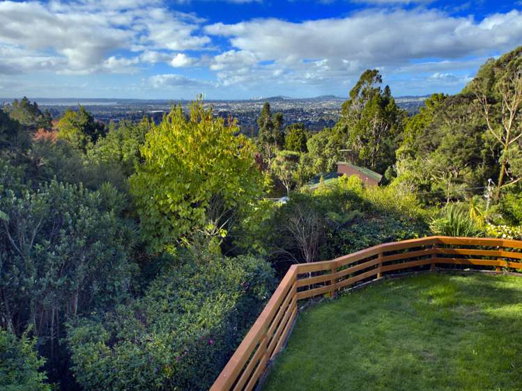 21 Park Road Titirangi_13