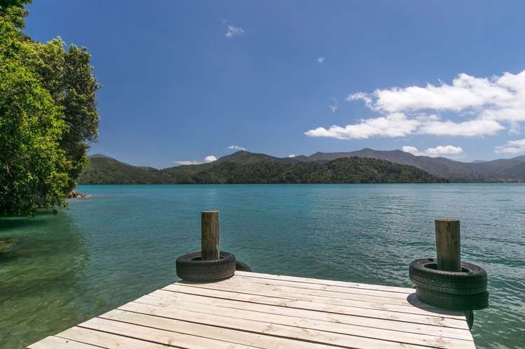 2351 Kenepuru Road Kenepuru Sound_20