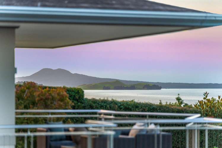 12 and 16 Page Point Mellons Bay_5