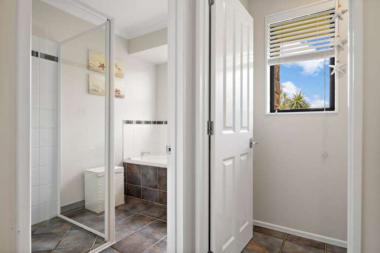 9 Grassfield Place Waimauku_23